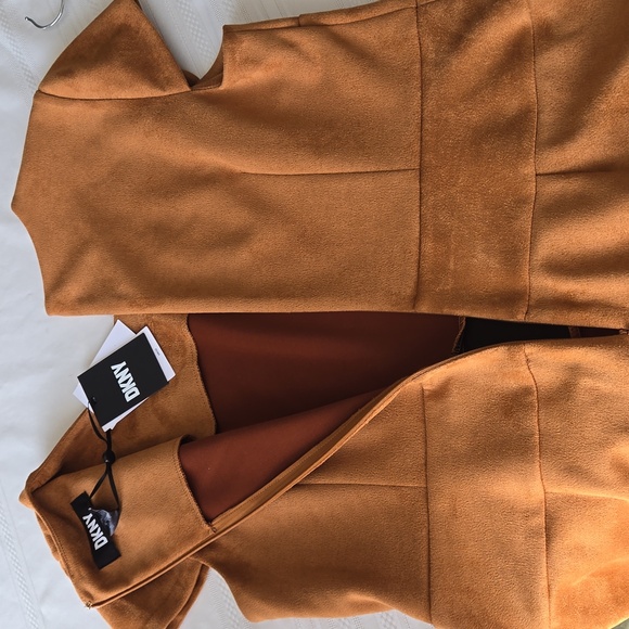 🌟Host Pick🌟DKNY Faux Suede Dress 12 NWT - Picture 9 of 16